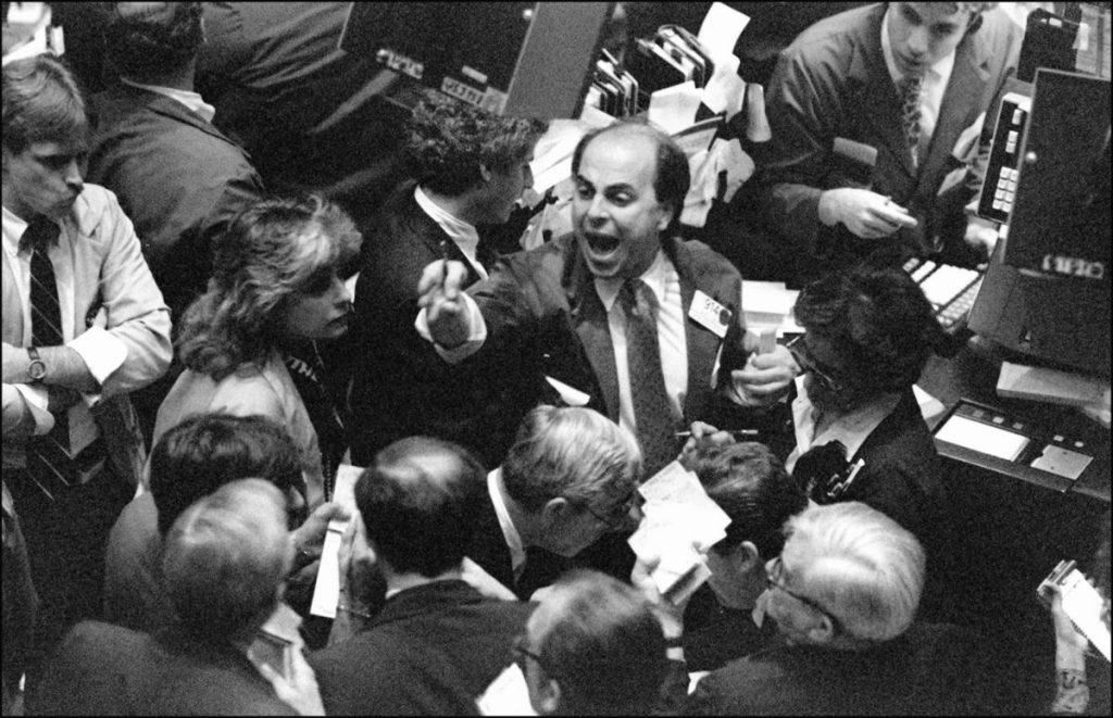 سقوط بزرگ 1987؛ چگونه بازار سهام در دوشنبه سیاه فرو ریخت؟