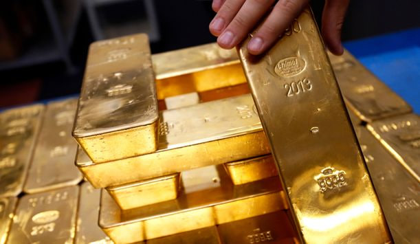 به گفته UBS، طلا امسال به 2500 دلار خواهد رسید!
